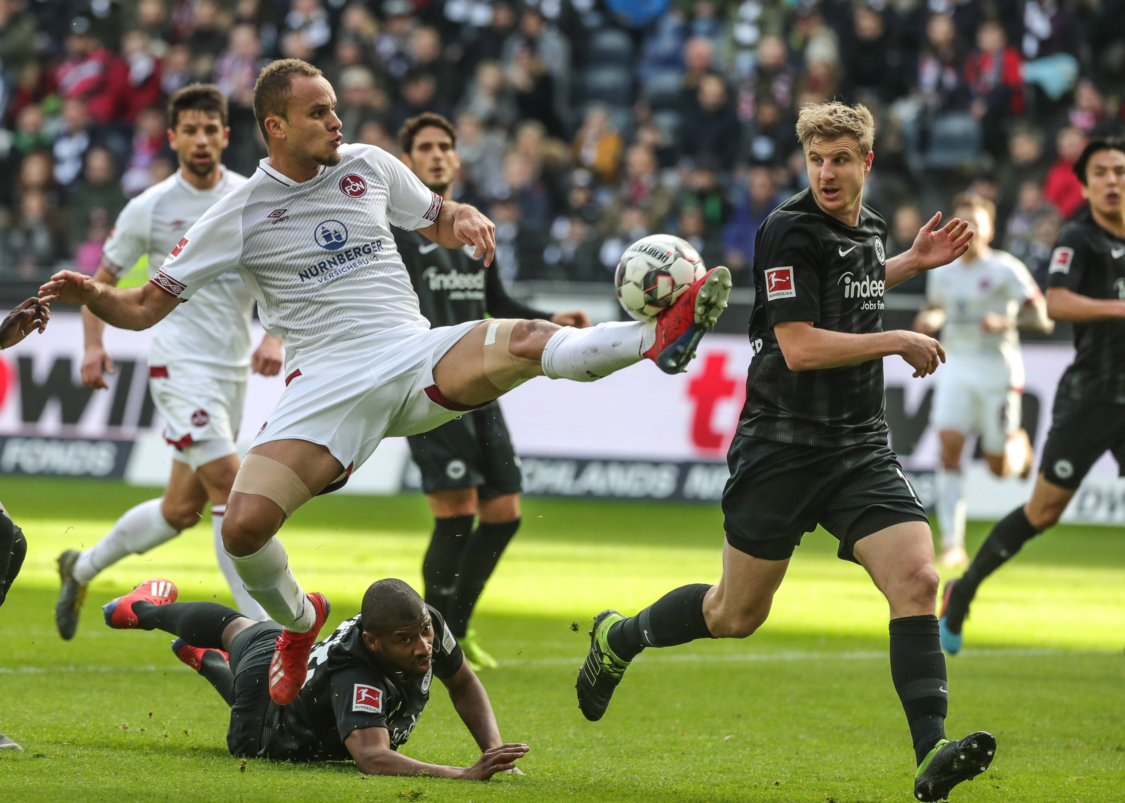 而他的名字 而他的名字